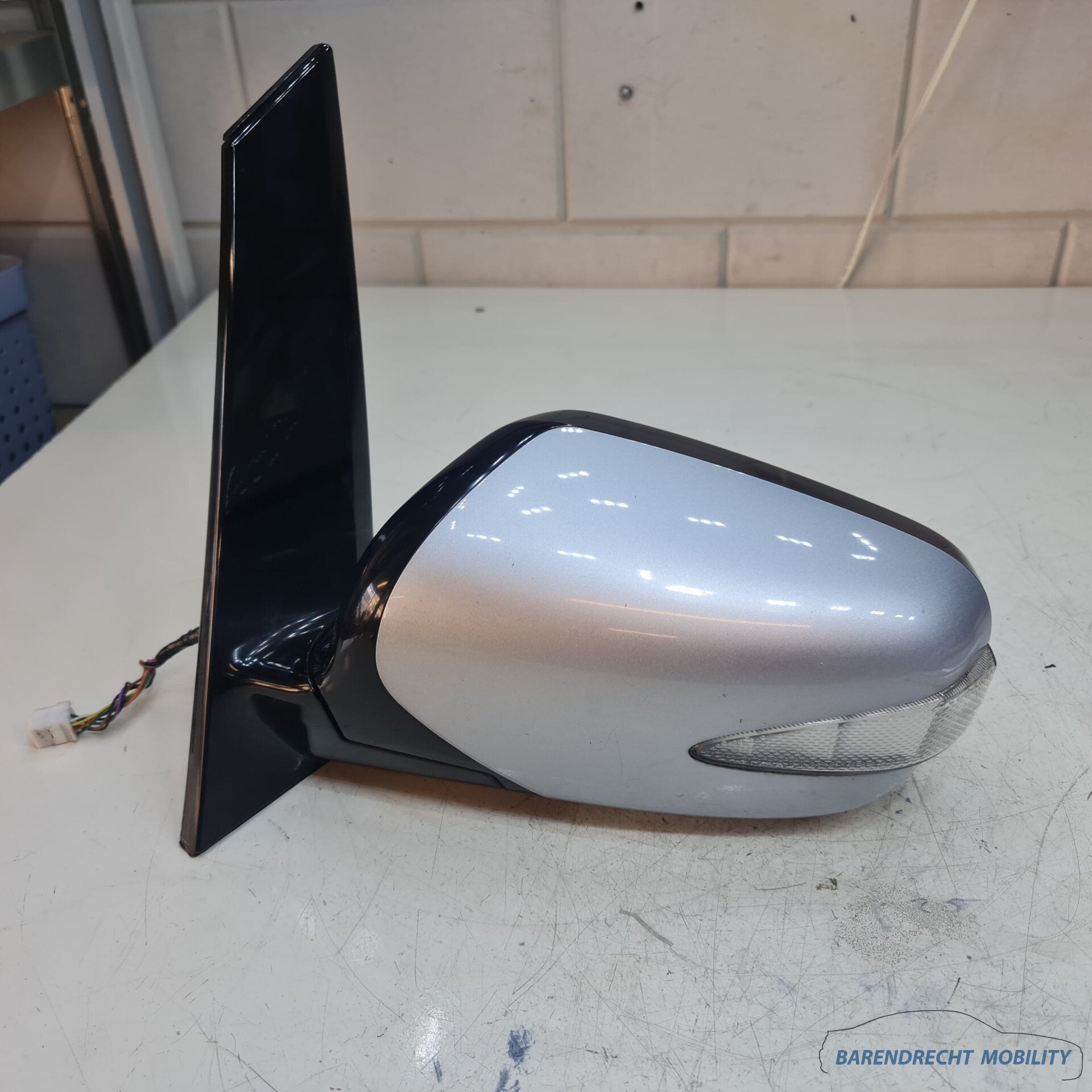 Buitenspiegel Mitsubishi Grandis 9-PINS links bestuuderskant, Info@mitsubishi-motors.com, Gebruikt, Mitsubishi Motors Corporation