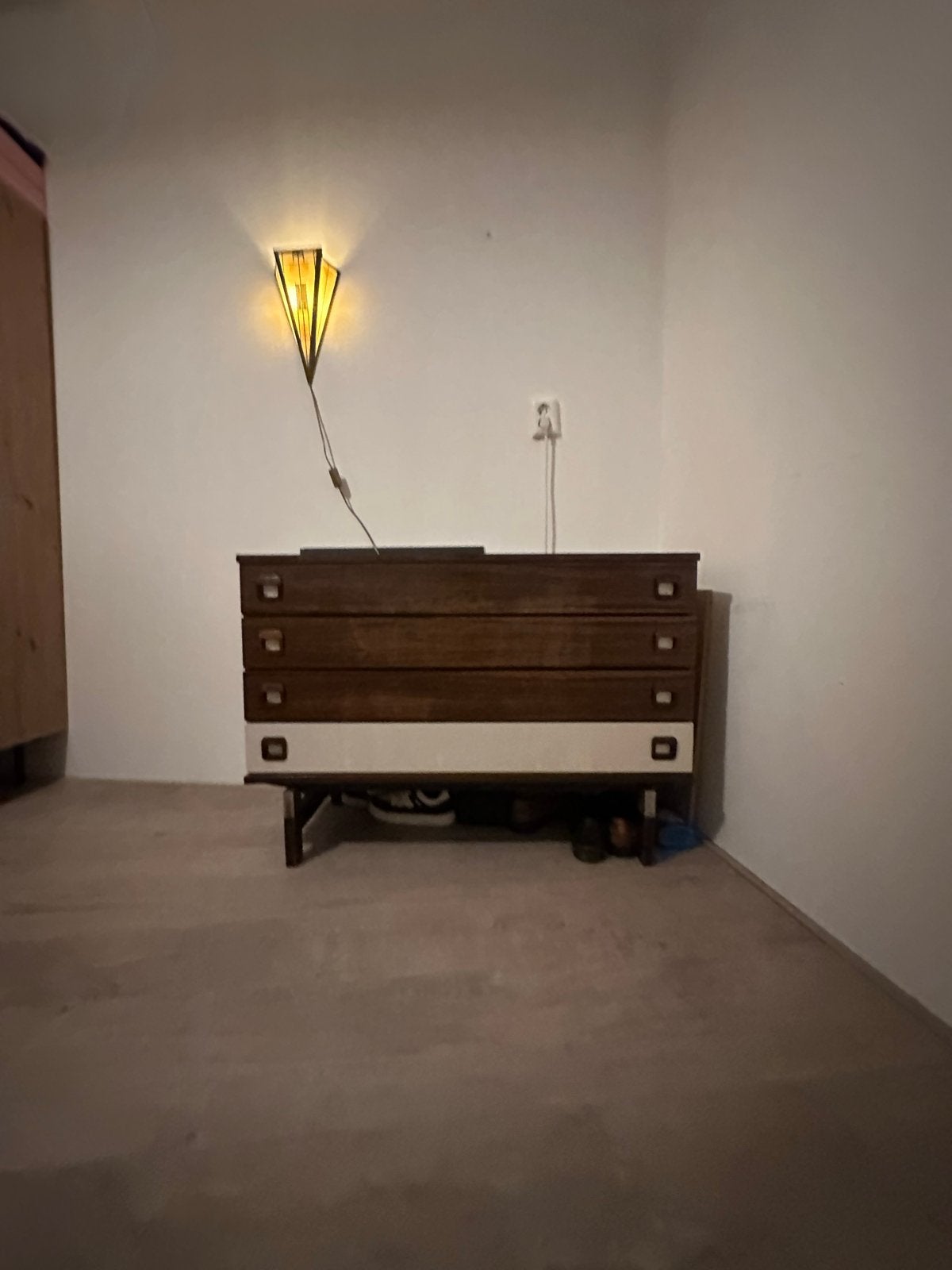 Vintage zweeds design ladekast met 4 laden, Antiek en Kunst, Ophalen