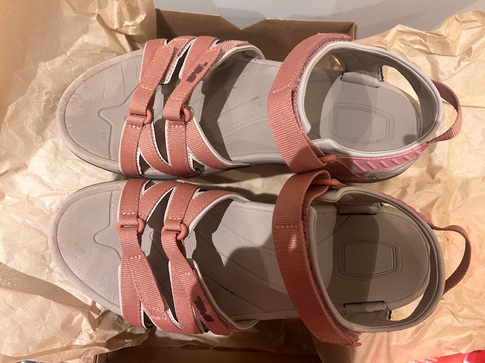 Nieuwe Teva’s oud roze maat 41, Nieuw, Roze, Sandalen of Muiltjes, Ophalen of Verzenden