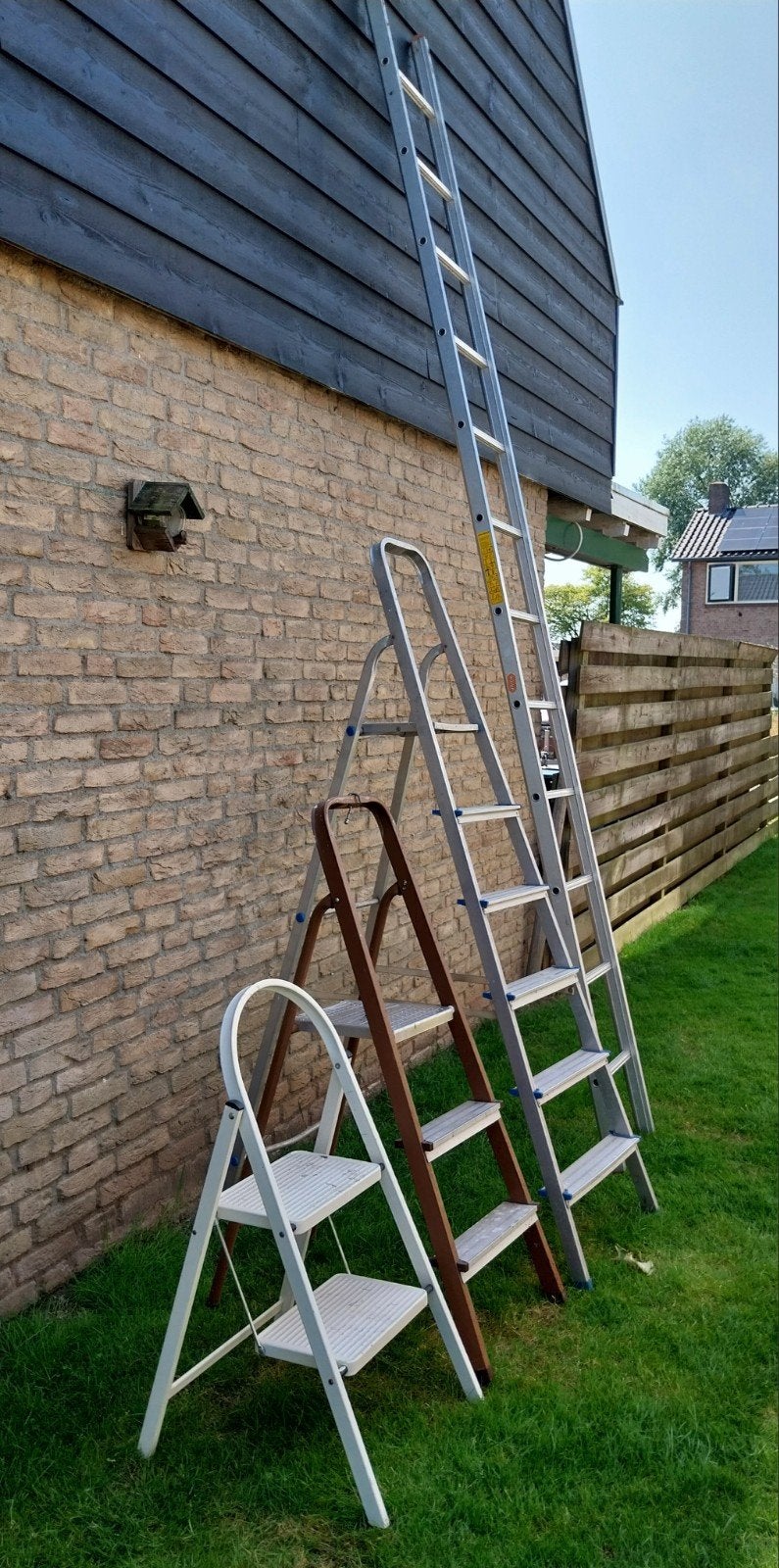 3 trappen en 1 ladder - Diverse hoogtes en types, Doe-het-zelf en Verbouw, Ladders en Trappen, Ophalen, Gebruikt