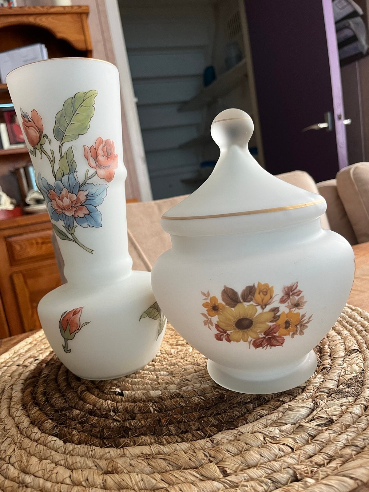 Vintage decoratieset: vaas en pot met bloemmotief, Ophalen