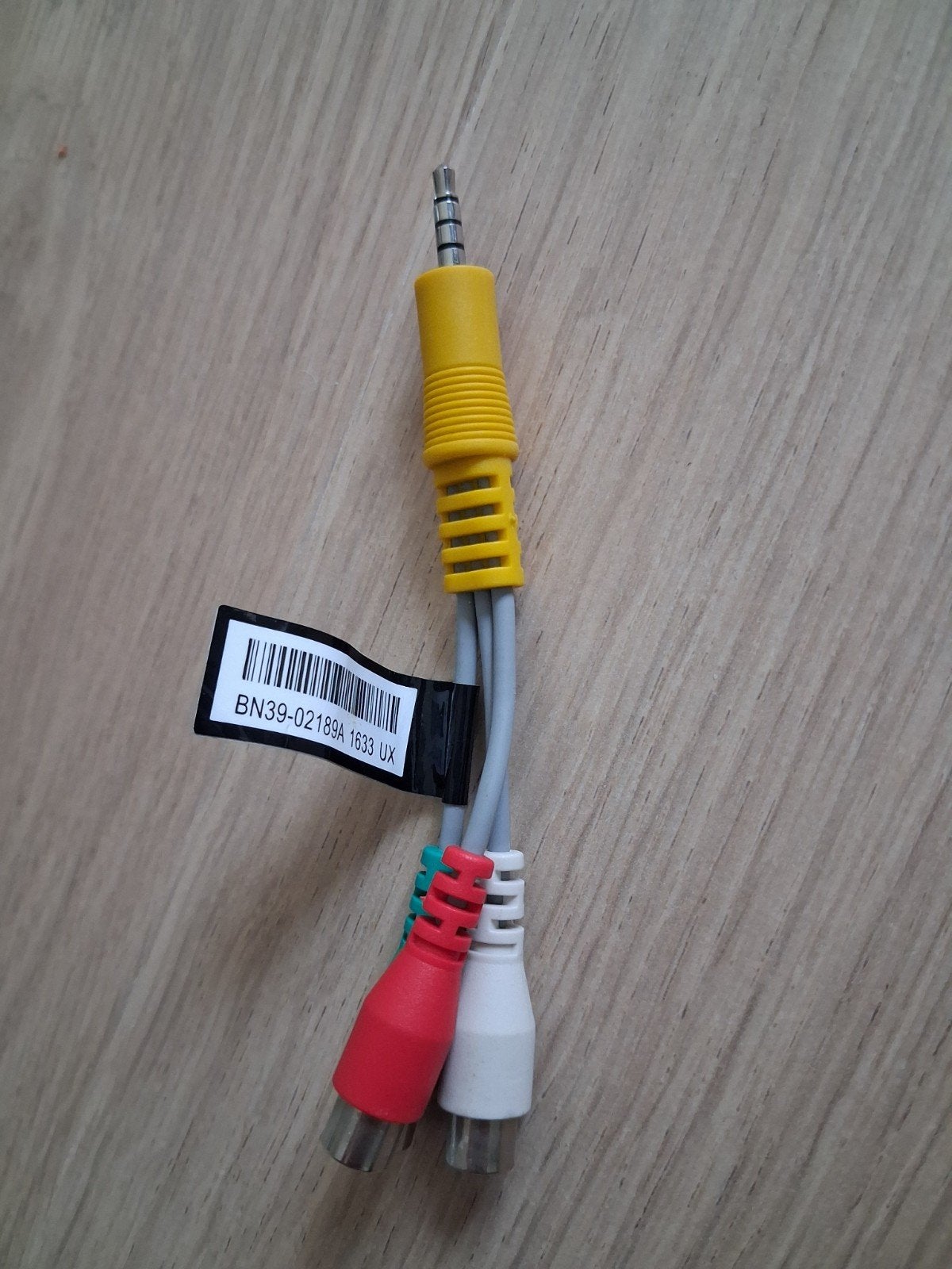 Audio Video Kabel 3.5mm Jack naar 3 RCA Composiet, Ophalen of Verzenden, Zo goed als nieuw, Minder dan 2 meter, Overige kabels