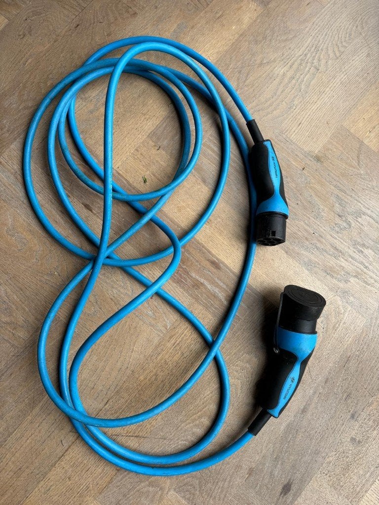 Hyundai originele Type 2 laadkabel 11 meter, Auto-onderdelen, Ophalen, Gebruikt, BMW