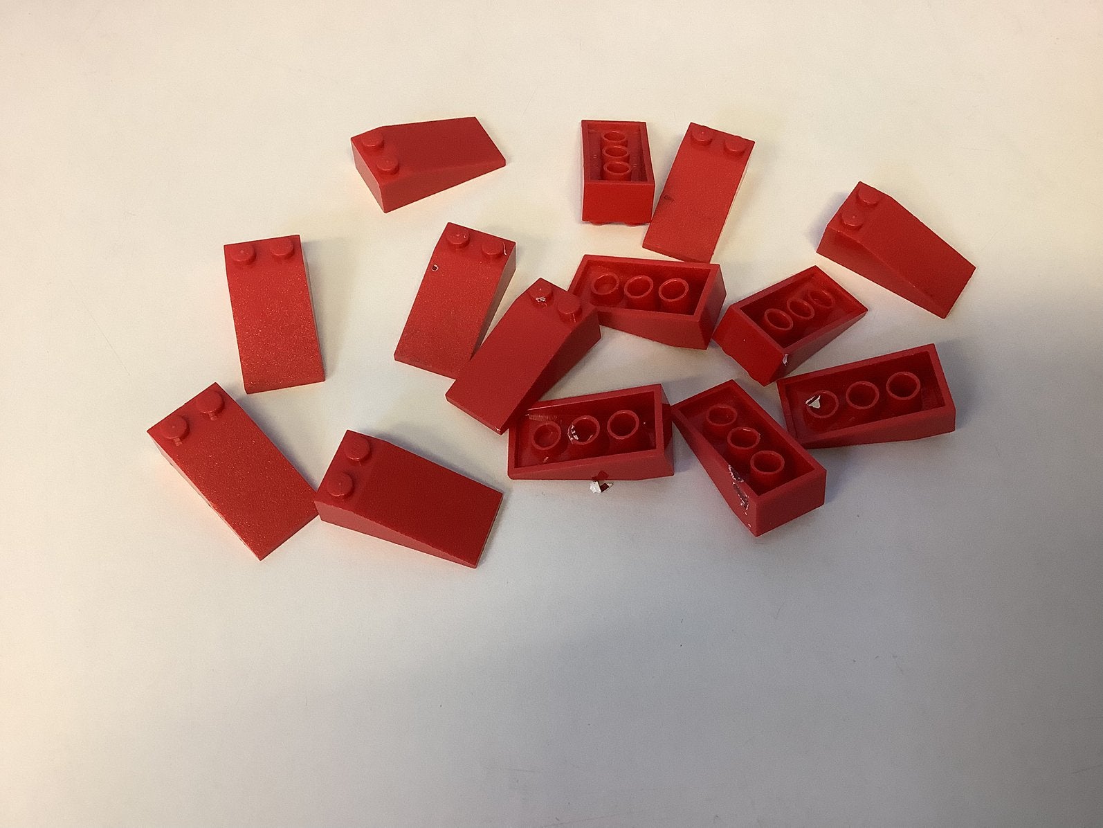 Lego dakpan 18 4x2 rood, Kinderen en Baby's, Speelgoed | Duplo en Lego, Ophalen of Verzenden, Gebruikt, Losse stenen, Lego