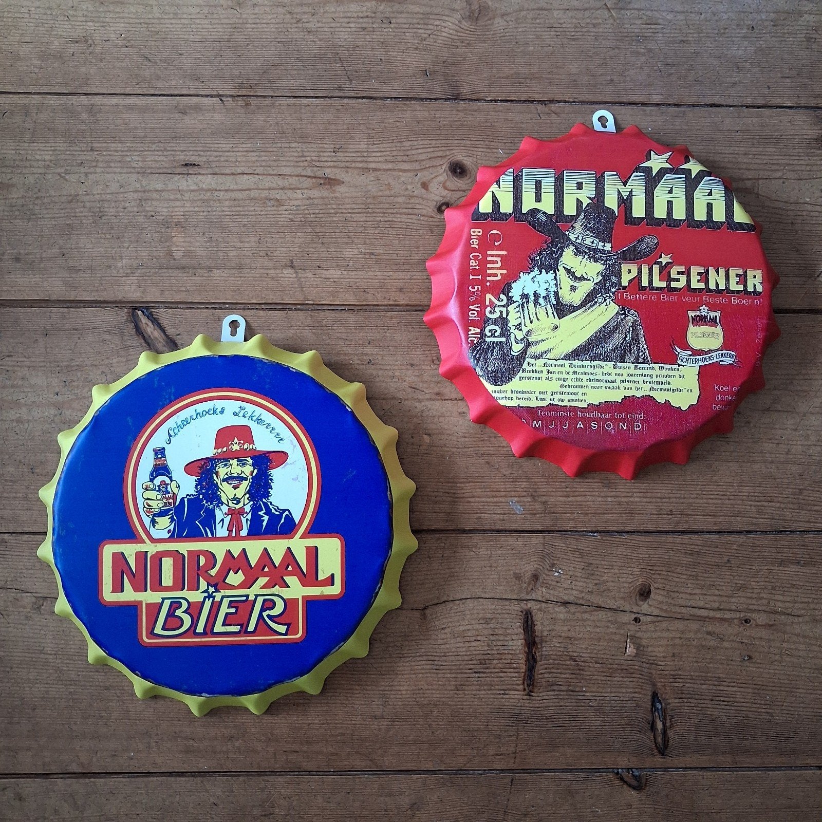 Normaal Bier en Normaal Pilsener bierdoppen groot, Verzenden, Pop, Beeldje of Miniatuur
