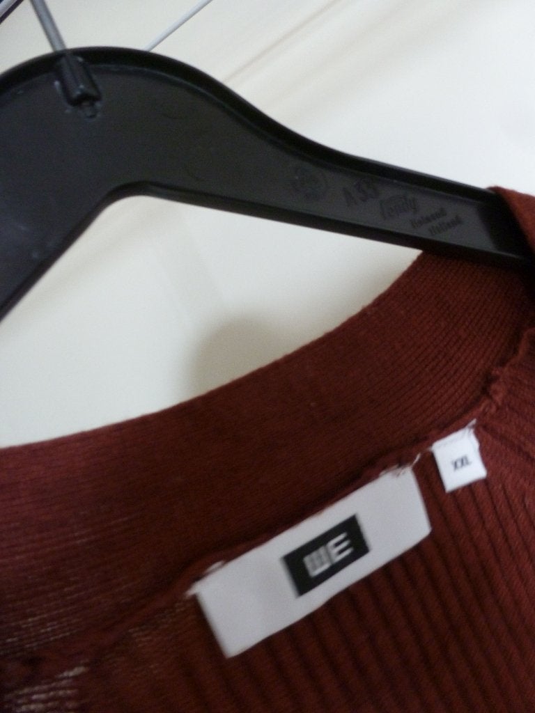 WE  BURGUNDY maxi doorknoop jurk 44 -GRATIS zend**, Kleding | Dames, Overige kleuren, Verzenden, Maat 42/44 (L), Zo goed als nieuw
