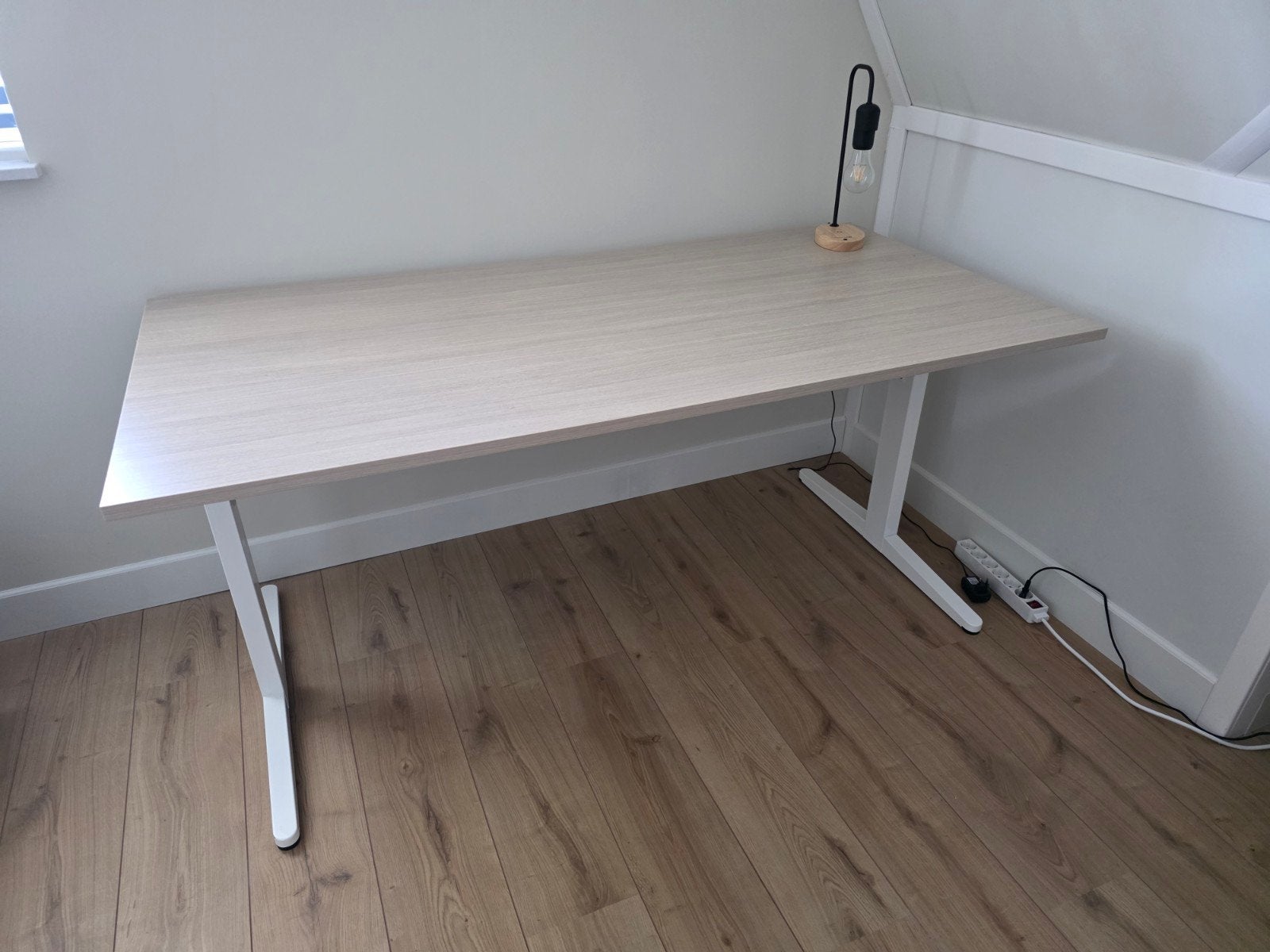 Verstelbaar bureau 180x80 eikenblad, Huis en Inrichting, Bureaus, Ophalen, Zit-sta bureau, Gebruikt, Hout