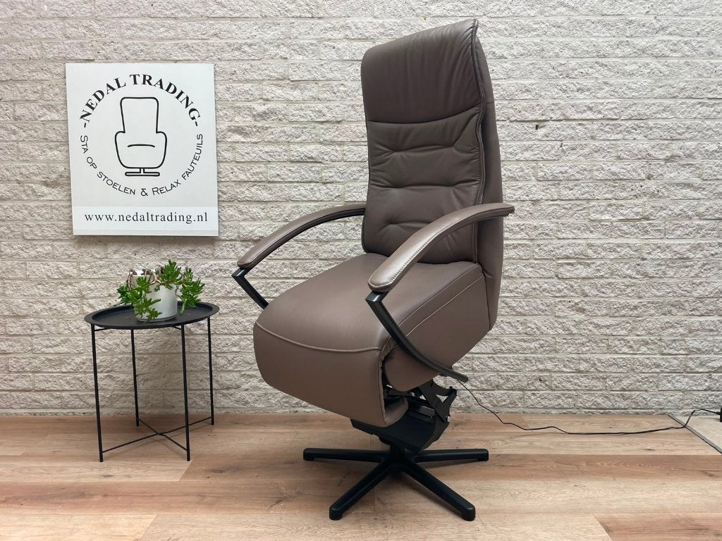 Nieuw! Sta op stoel Hukla relax fauteuil verstelbare stoel, N, Leer, Ophalen of Verzenden, Zo goed als nieuw