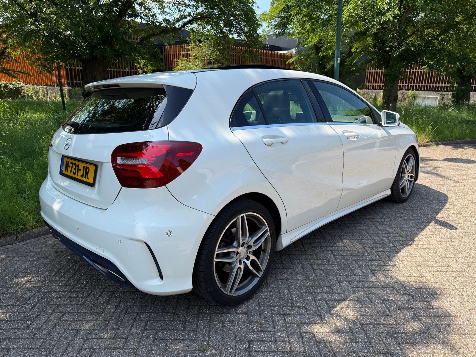 Mercedes-Benz A-Klasse A200 1.6 Blue EFF Aut7 2016 Wit, Auto's, Mercedes-Benz, Particulier, A-Klasse, ABS, Achteruitrijcamera