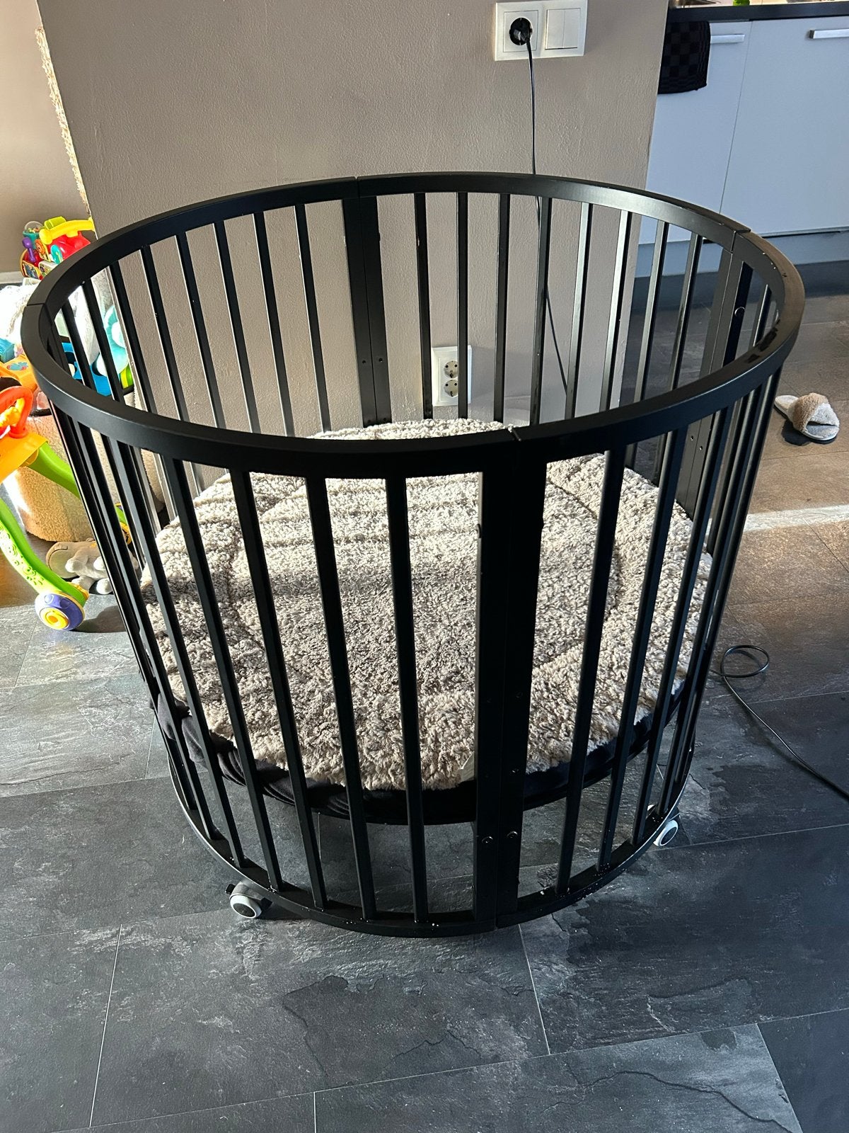 Ronde box met boxkleed en matras, Ophalen of Verzenden, Gebruikt, Rond, Boxkleed