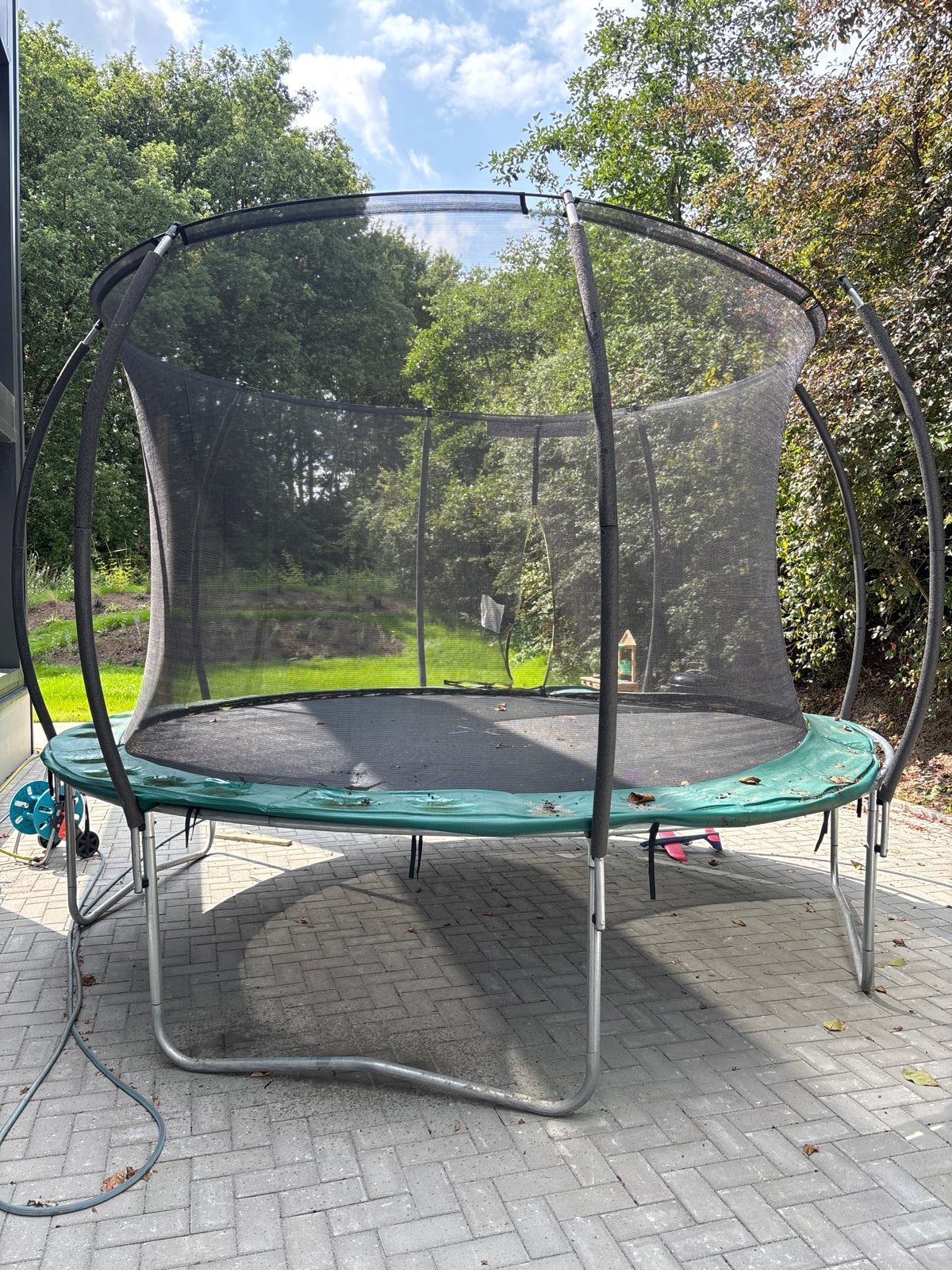 Gratis trampoline afhalen (zelf demonteren), Ophalen, Gebruikt