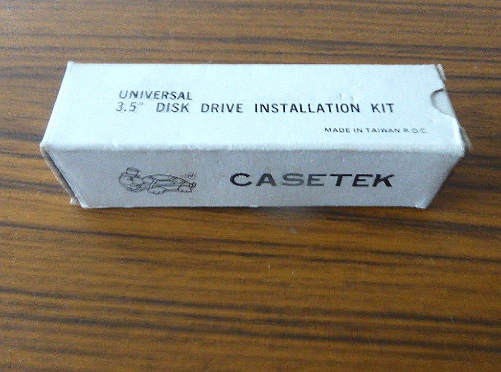 Universele installatie kit voor 3.5 inch diskdrive - nieuw, Computers en Software, Ophalen of Verzenden, Nieuw