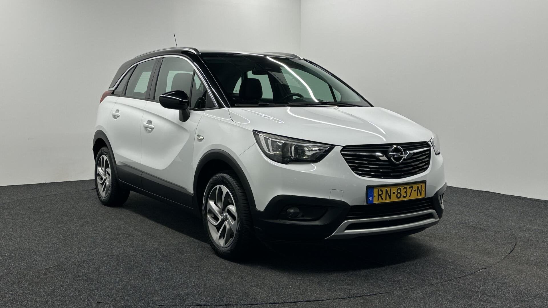 Opel Crossland X 1.2 Turbo Innovation NAVIGATIE CRUISE LM CA, Auto's, 840 kg, Gebruikt, Euro 6, Met garantie (alle)