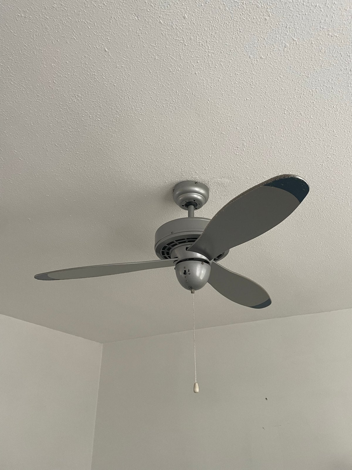 Plafondventilator met verlichting en trekkoord, Ophalen, Gebruikt, Plafondventilator