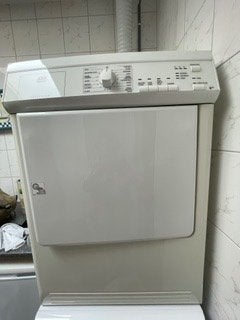 Foto 2 van Wasdroger AEG