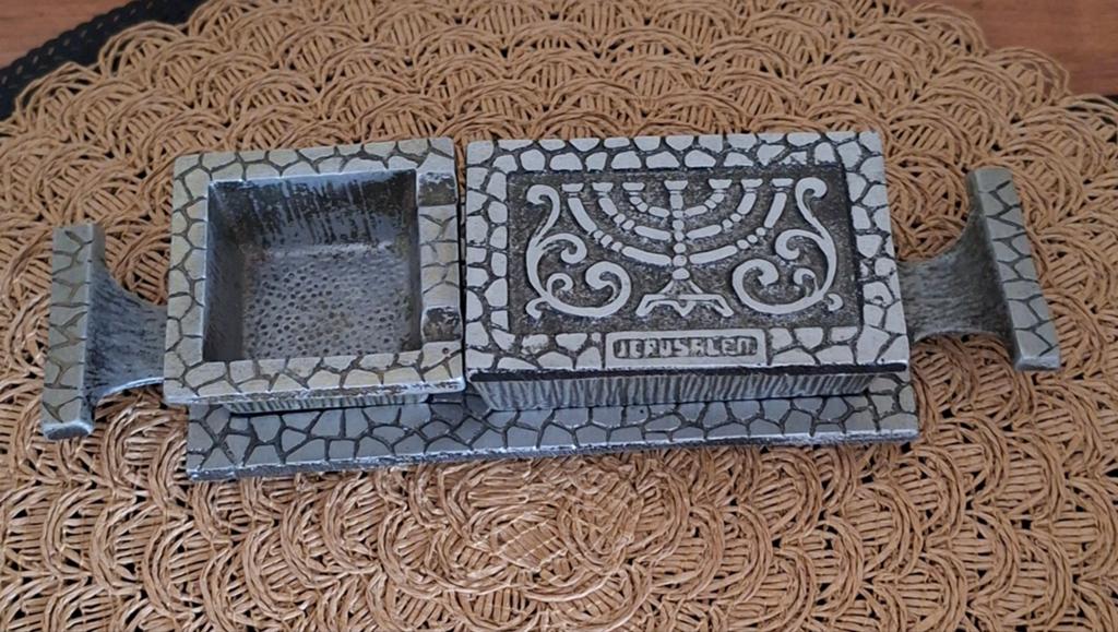 Asbak Jerusalem metaal, Hen Holon, Hobby en Vrije tijd, Overige Hobby en Vrije tijd, Ophalen of Verzenden
