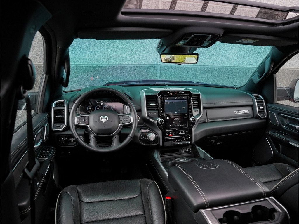 Dodge Ram 1500 5.7L V8 4x4 Crew Cab Laramie Night |Luchtveri, Automaat, Gebruikt, 5654 cc, Lichtsensor