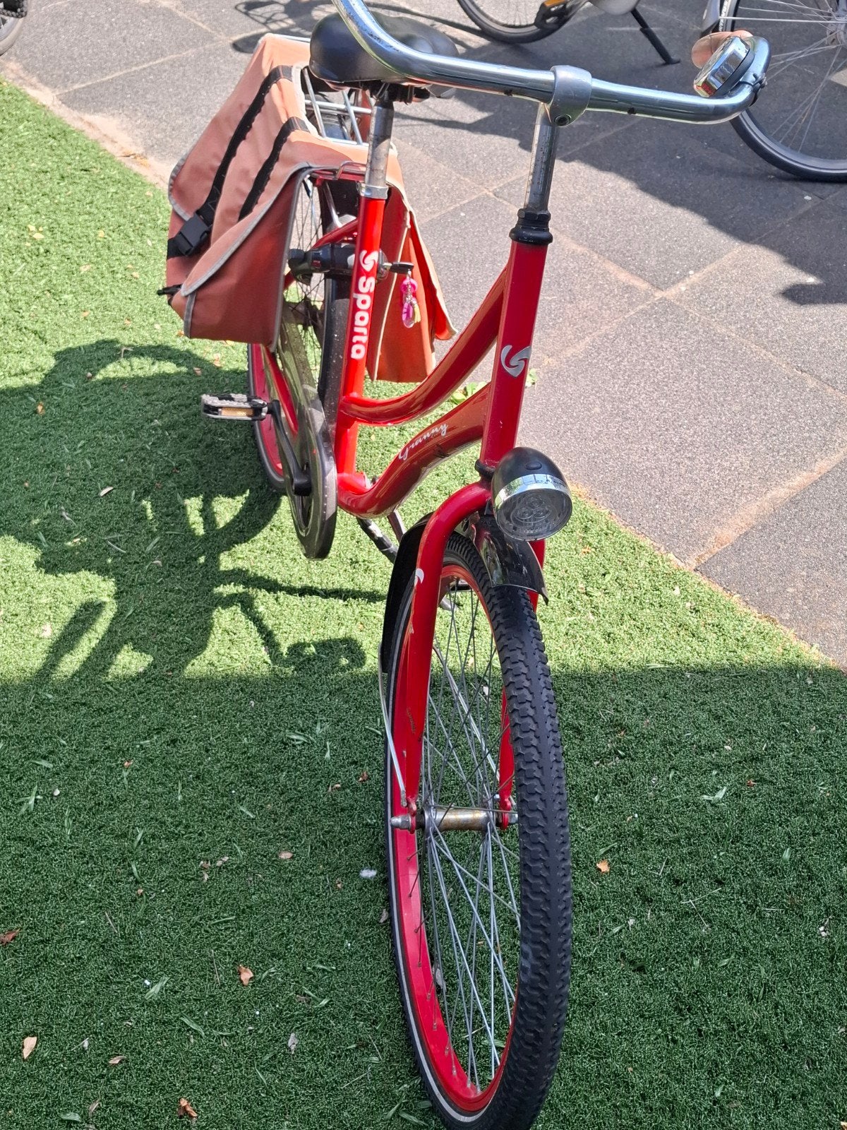 Sparta Granny fiets met fietstassen, Terugtraprem, Sparta, Gebruikt, (Extra) lage instap