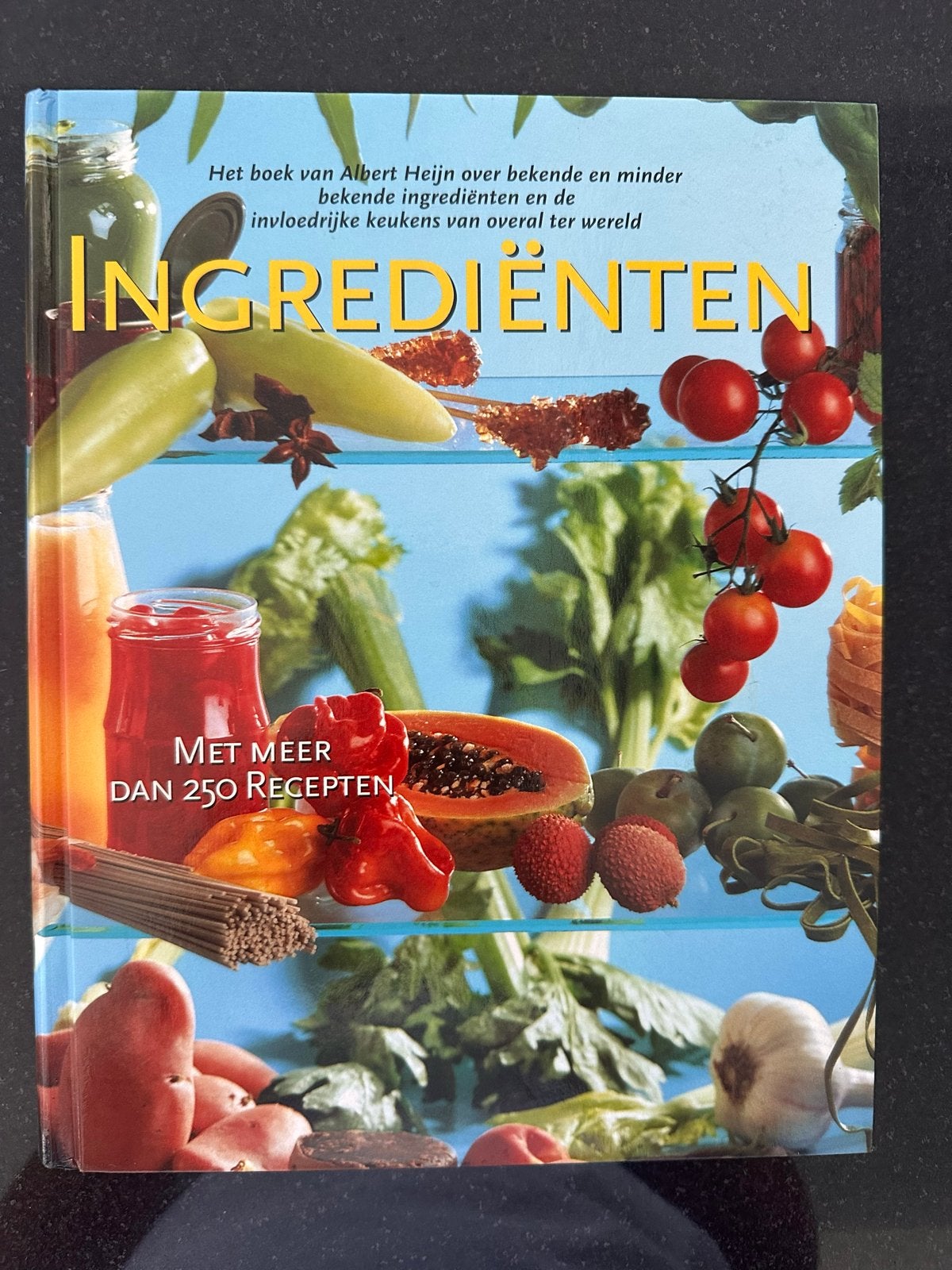 Ingrediënten: Kookboek met 250+ recepten van Albert Heijn, Boeken, Kookboeken, Ophalen of Verzenden, Zo goed als nieuw, Overige gebieden