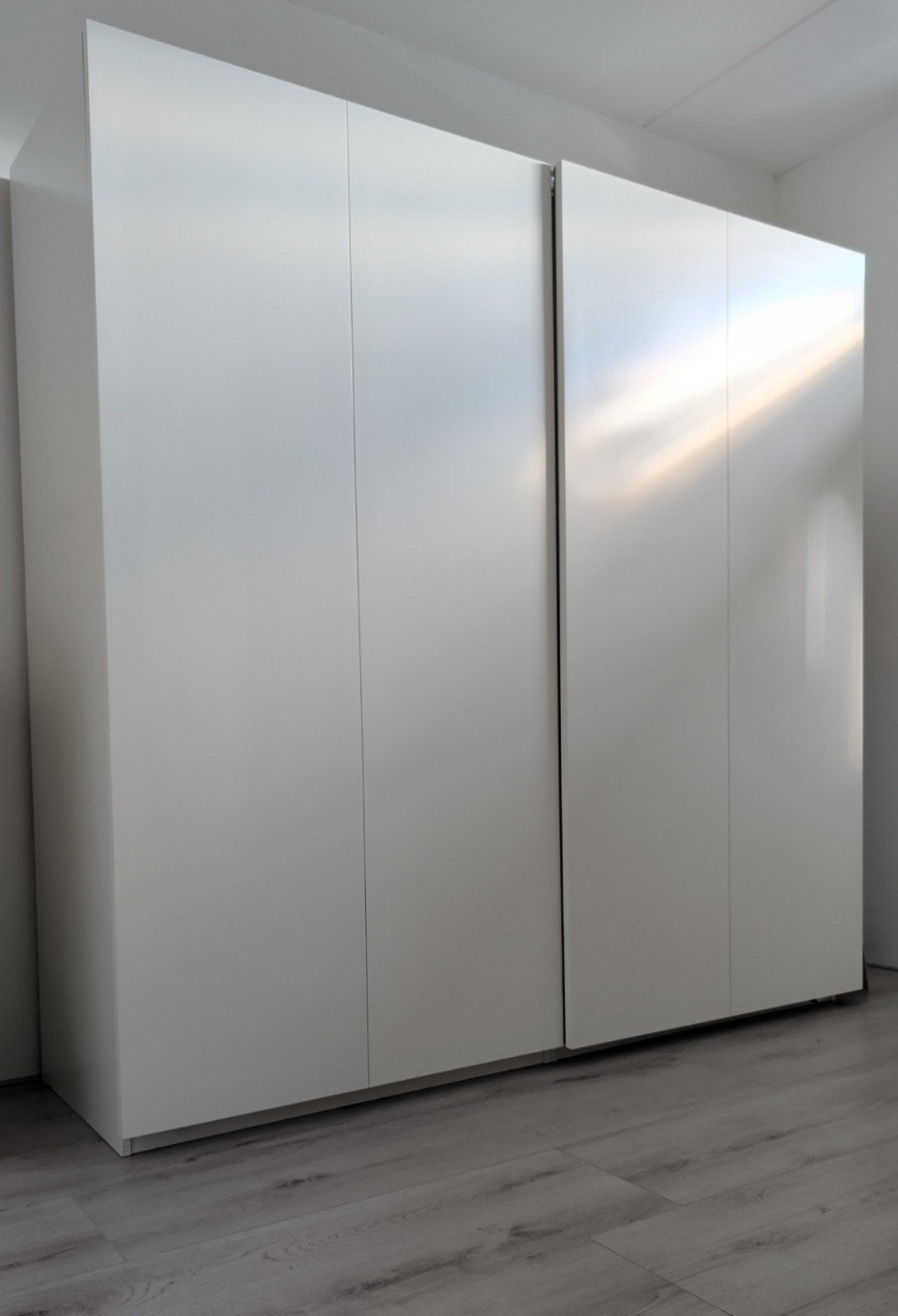 IKEA HASVIK Schuifdeuren wit, 200x201cm, Ophalen, 200 cm of meer, 150 tot 200 cm, Zo goed als nieuw