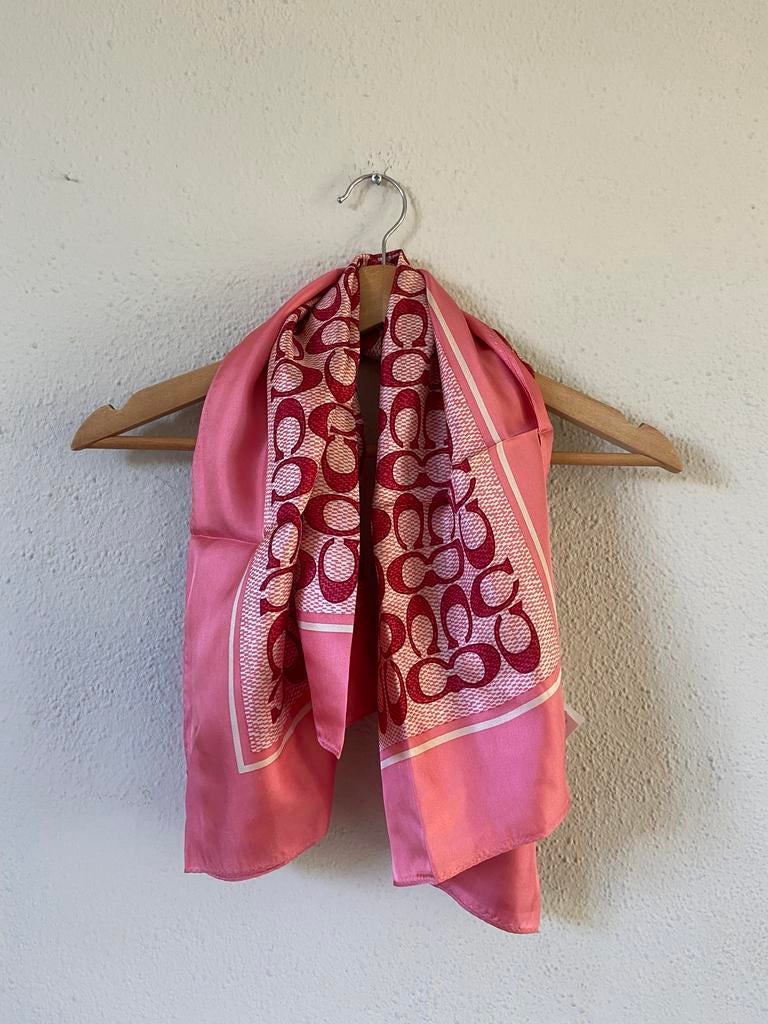 Coach Signature Halsdoek (C2755) zijde, Kleding | Dames, Ophalen of Verzenden, Zo goed als nieuw, Sjaal