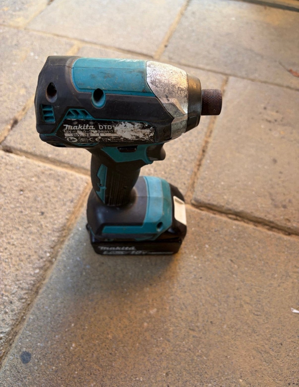 Makita dtd153 18v slagschroefmachine met accu, Ophalen, Gebruikt, Overige typen
