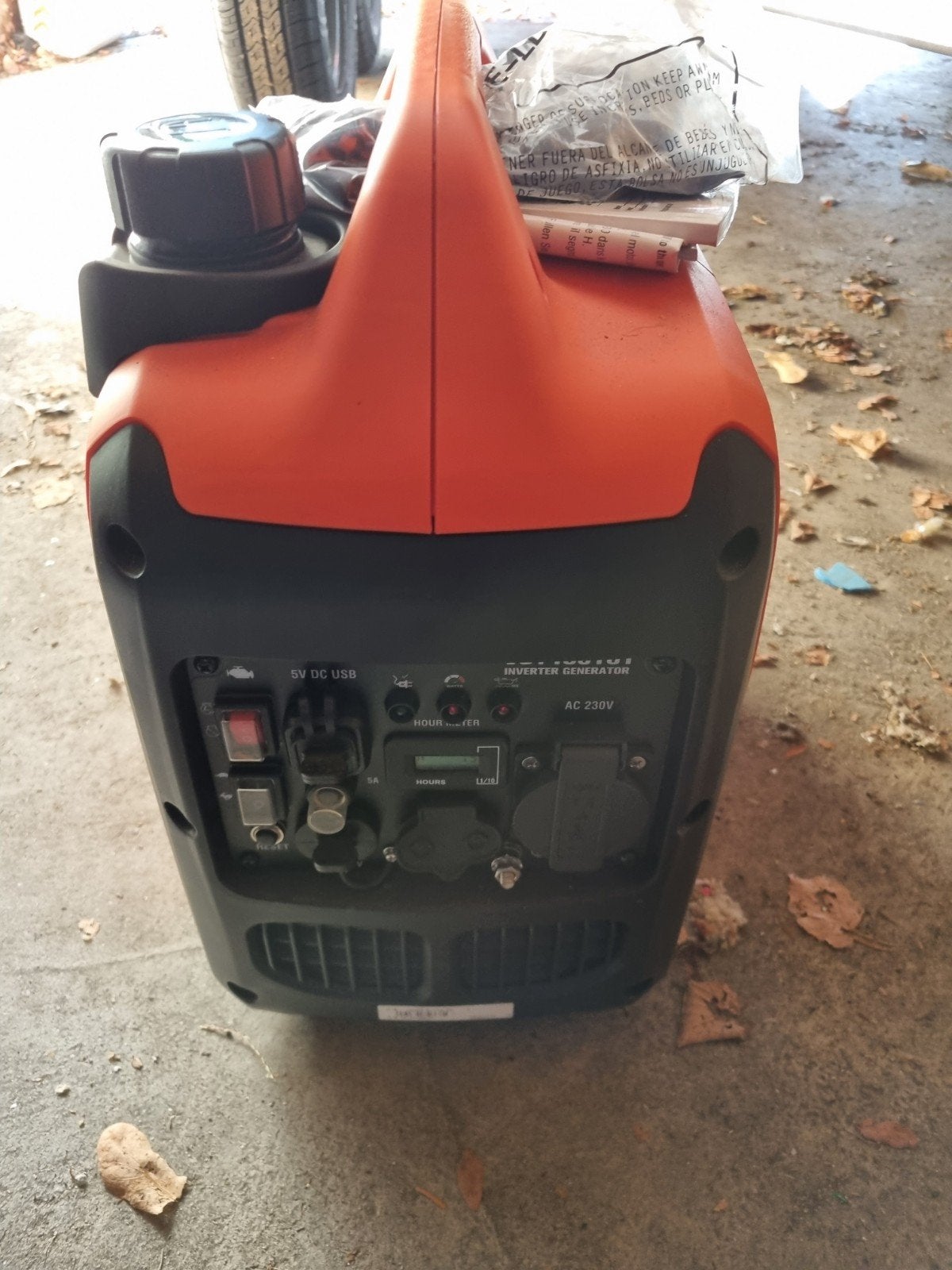 nieuwe Aivolt 1400 inverter met boekjes noodstroom,camping, Doe-het-zelf en Verbouw, Ophalen, Benzine, Nieuw, Geluidgedempt