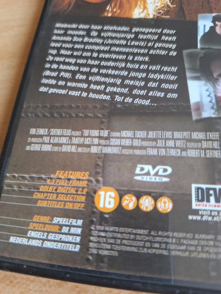 Dvd too young to die, Vanaf 16 jaar, Ophalen of Verzenden, Zo goed als nieuw, Actiethriller