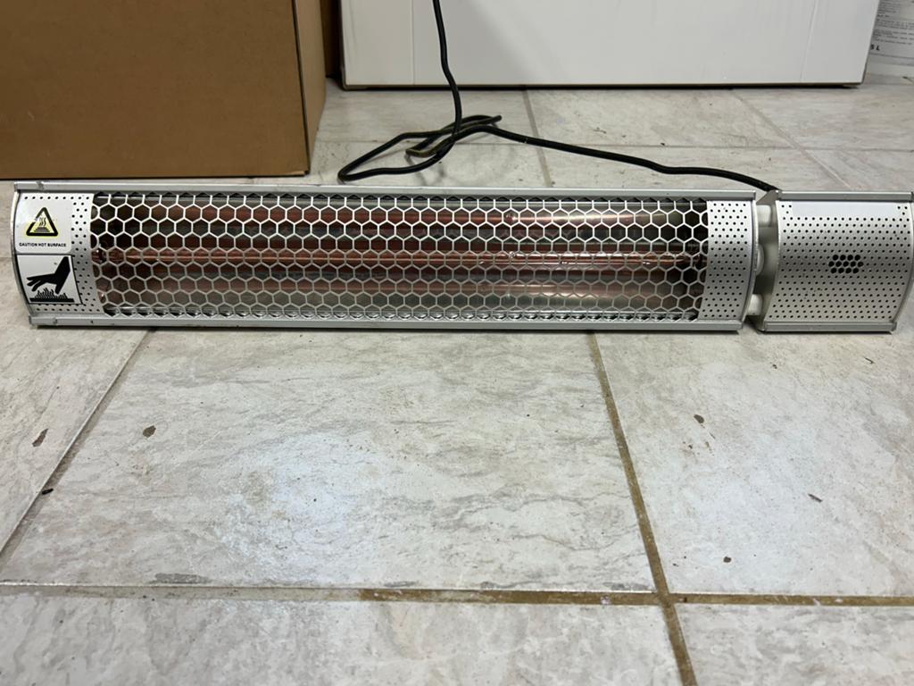 SunHeat Infrarood Heater 2000W - IP65 - 66cm, Tuin en Terras, Terrasverwarmers, Elektrisch, Gebruikt, Ophalen of Verzenden, Waterbestendig