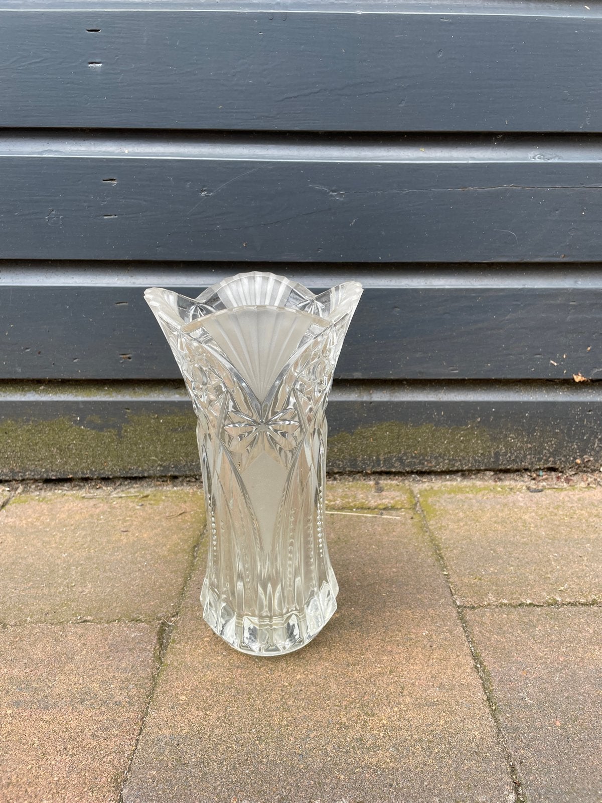 Decoratieve glazen vaas 23cm met geslepen details, Ophalen