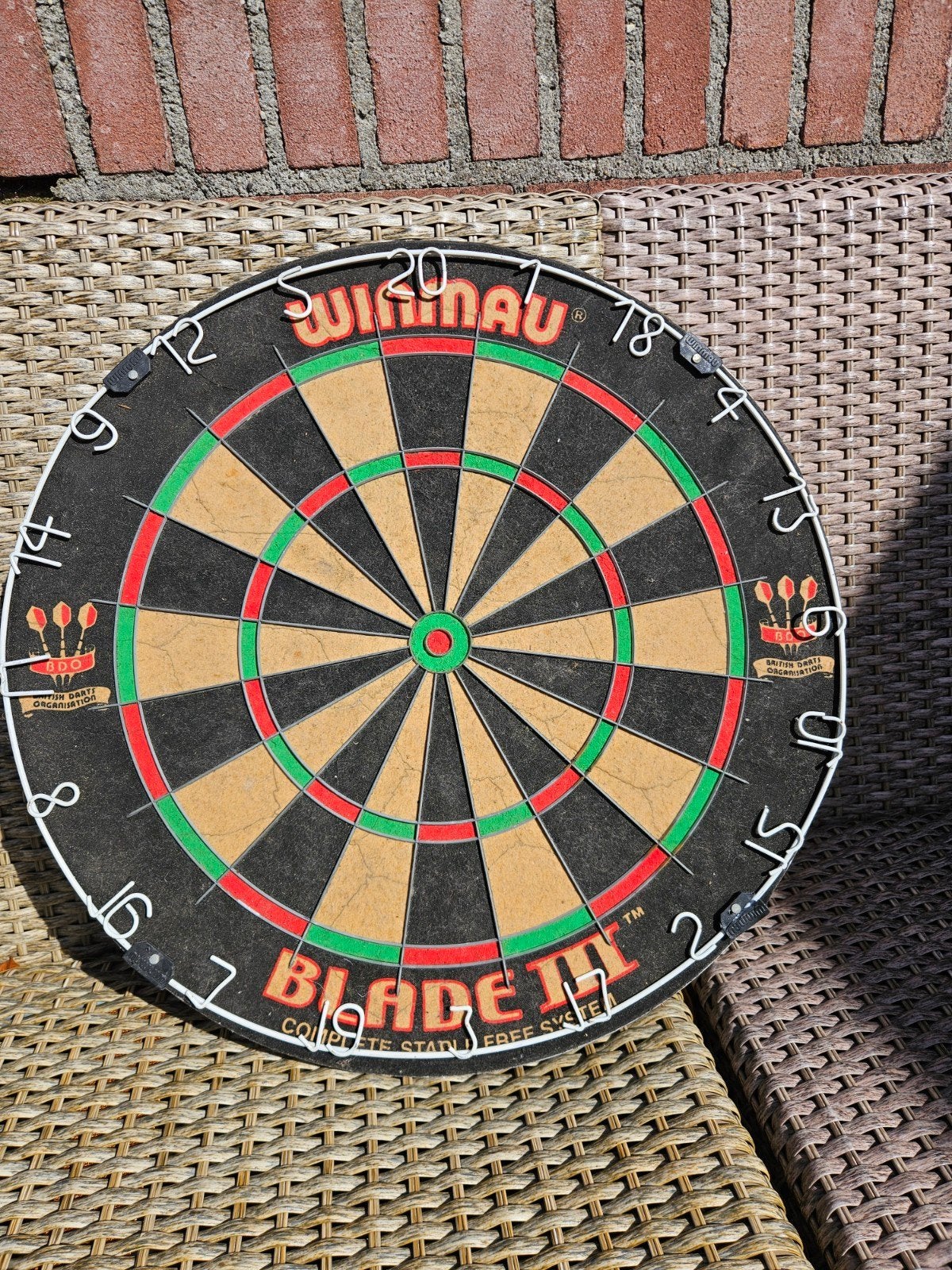 Winmau Blade III Dartbord in goede staat, Sport en Fitness, Ophalen, Zo goed als nieuw, Dartbord, Soft tip