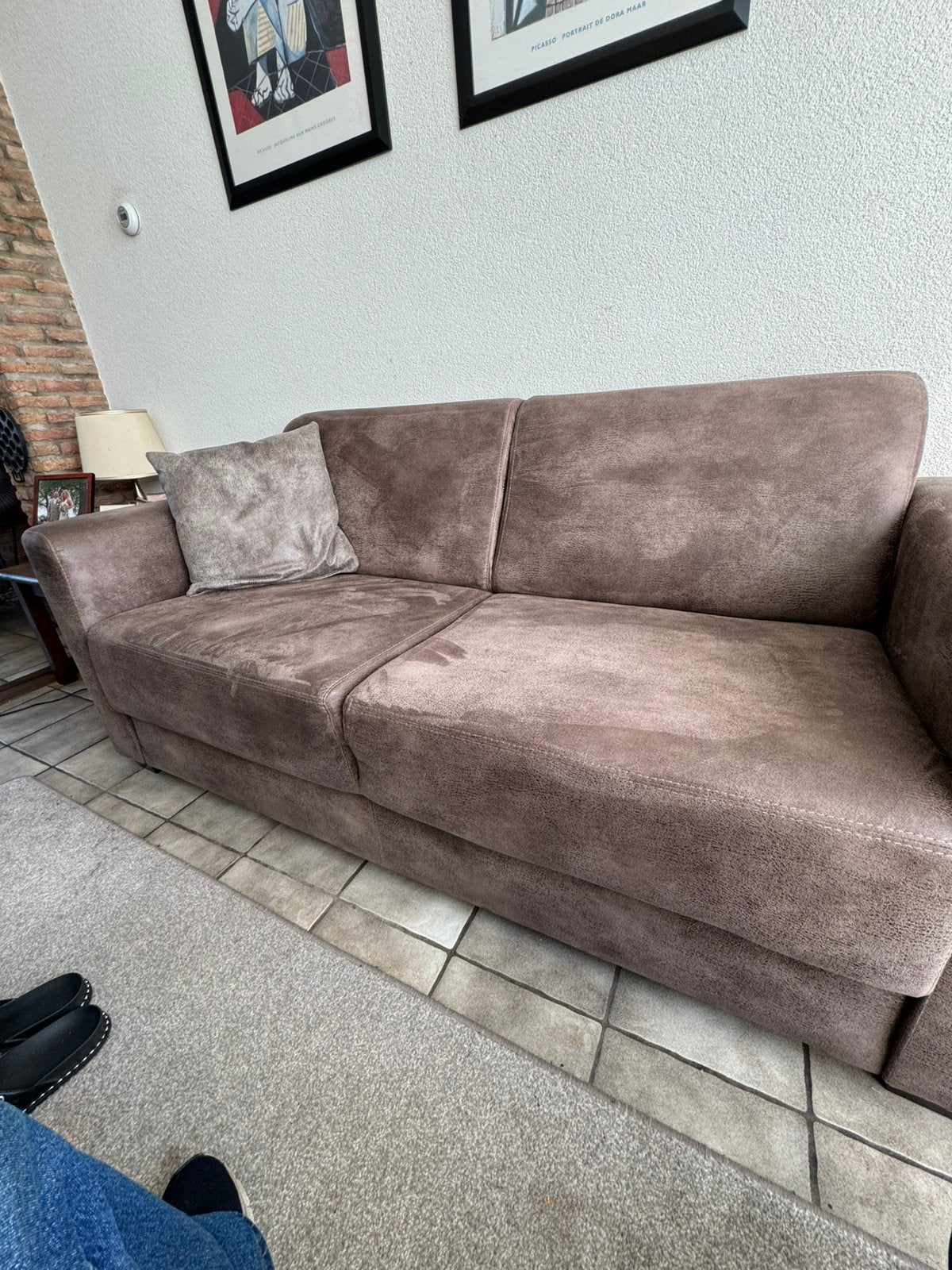 Bank Suède Leer, Huis en Inrichting, Ophalen, Zo goed als nieuw, 200 tot 250 cm, Leer