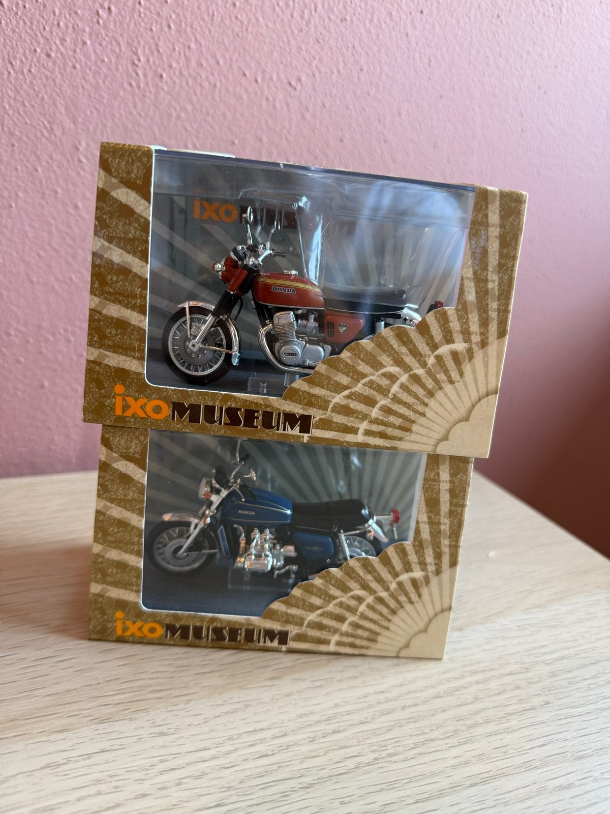 Honda CB750 Four 1970 & GL1000 Gold Wing 1975, Overige merken, Nieuw, Ophalen of Verzenden, Groter dan 1:32