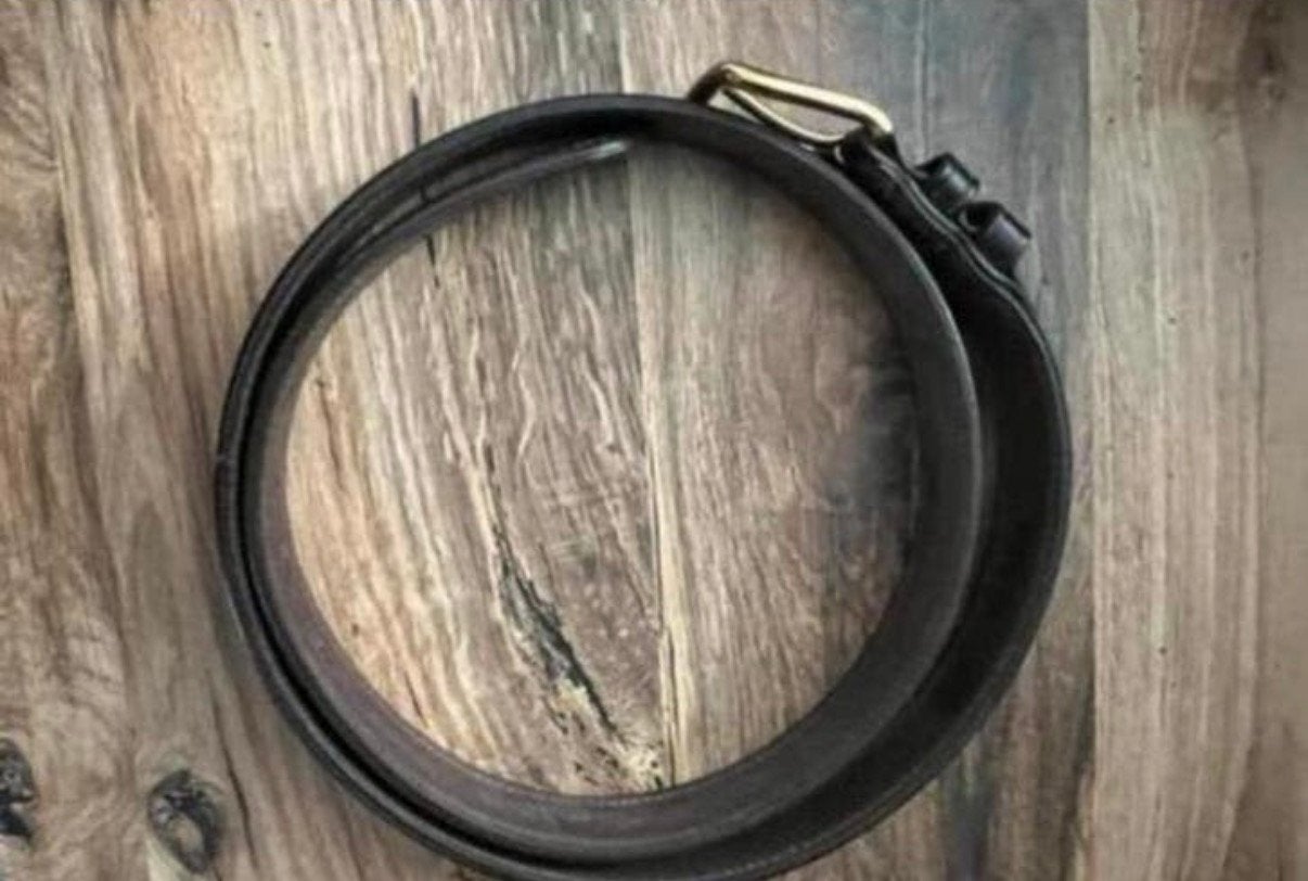Mcrostie Glasgow bruine lederen riem 125-3 cm In nieuwstaat, Bruin, Echt leder, Ophalen of Verzenden, Zo goed als nieuw