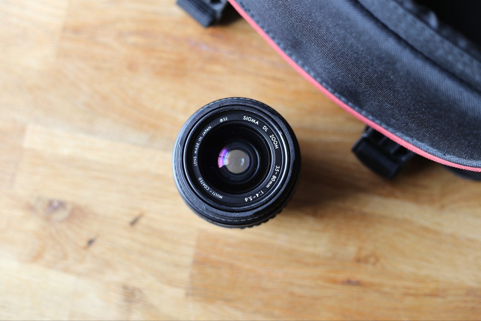 Sigma DL Zoom lens 35-80mm f/4-5.6 (Sigma SA-mount) + zonnek, Zonnekap, Gebruikt, Sigma, Overige vattingen