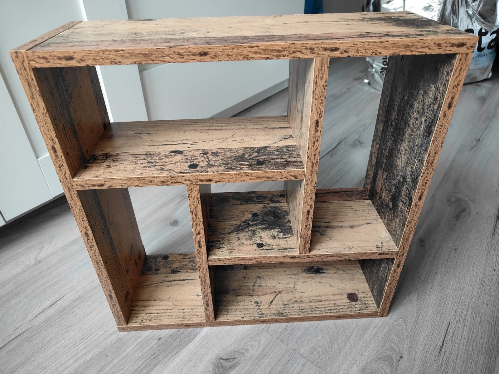Nieuw gelamineerd kastje 'oud hout' - ongebruikt, Huis en Inrichting, Ophalen, Nieuw