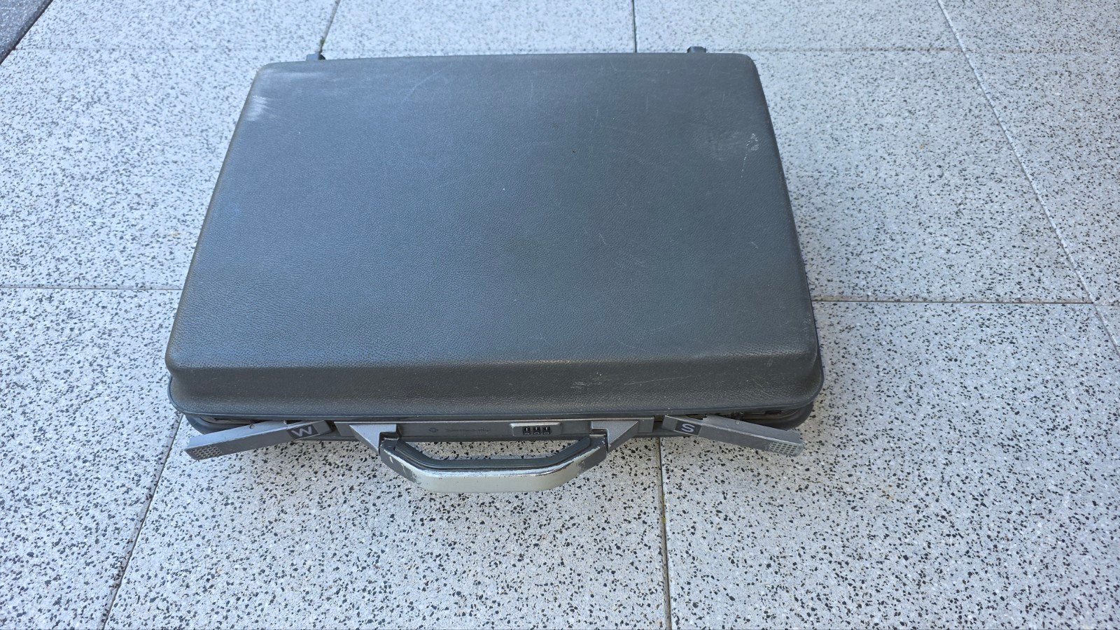 Vintage Samsonite Attachékoffer - Grijs, Hard Kunststof, Gebruikt, 50 tot 60 cm, Hard kunststof, Slot