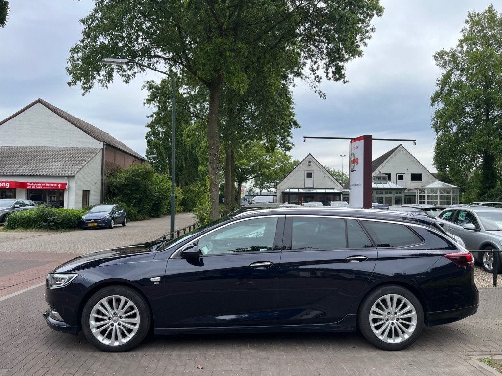 Opel INSIGNIA SPORTS TOURER 2.0 CDTI 170PK EXCLUSIVE OPC-LIN, Voorwielaandrijving, 4 cilinders, Blauw, 168 €/maand