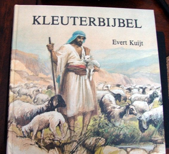 KINDERBIJBEL/KLEUTERBIJBEL DOOR EVERT KUIJT OT/NT (foto’s), Boeken, Ophalen of Verzenden, Zo goed als nieuw, Christendom | Katholiek