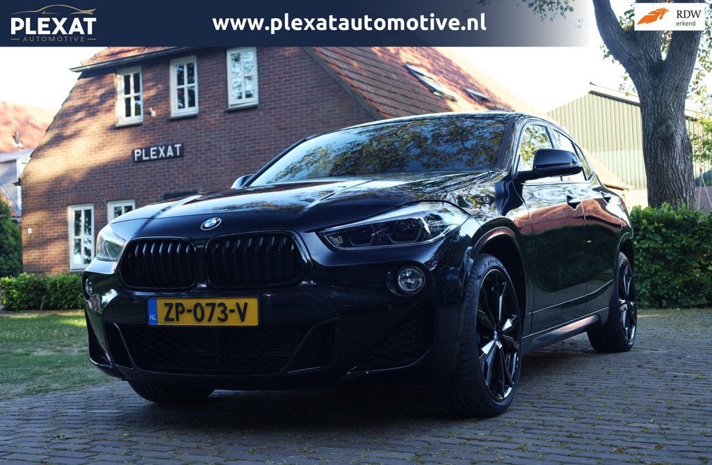 BMW X2 2.0i X-Drive High Executive Aut. | M-Pakket | Black O, Automaat, 1998 cc, X2, Gebruikt