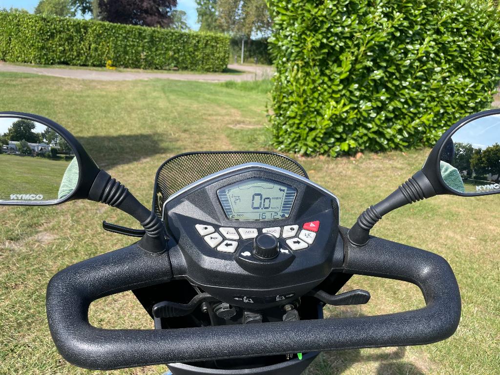 Kymco New Maxer model 2023 snel 19 km per uur., Ophalen, Kymco, Zo goed als nieuw, 16 km/u of meer