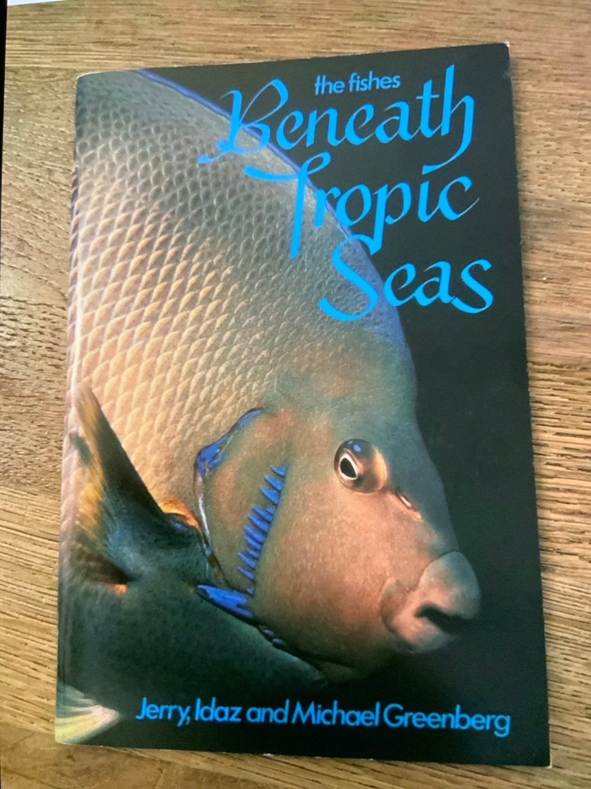 The Fishes Beneath Tropic Seas, Ophalen of Verzenden, Gelezen, Overige onderwerpen