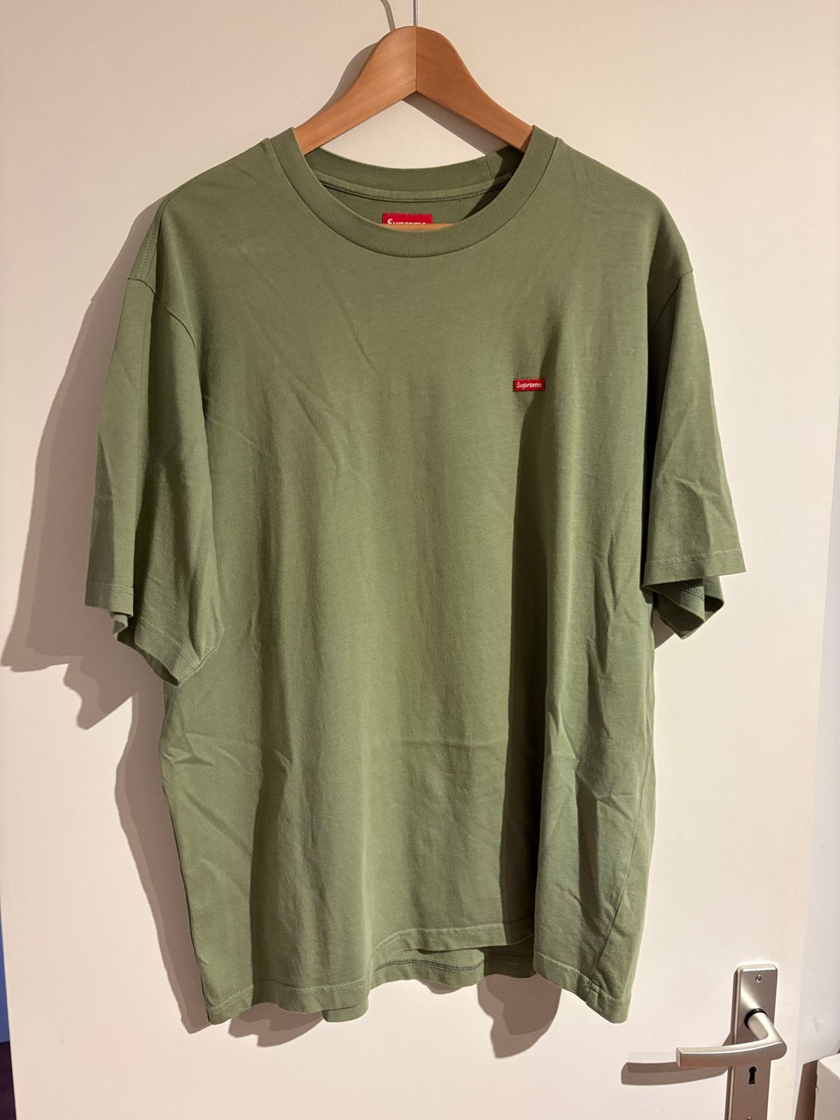 Supreme T-shirt Groen Maat M, Kleding | Heren, Ophalen of Verzenden, Zo goed als nieuw, Maat 48/50 (M), Groen