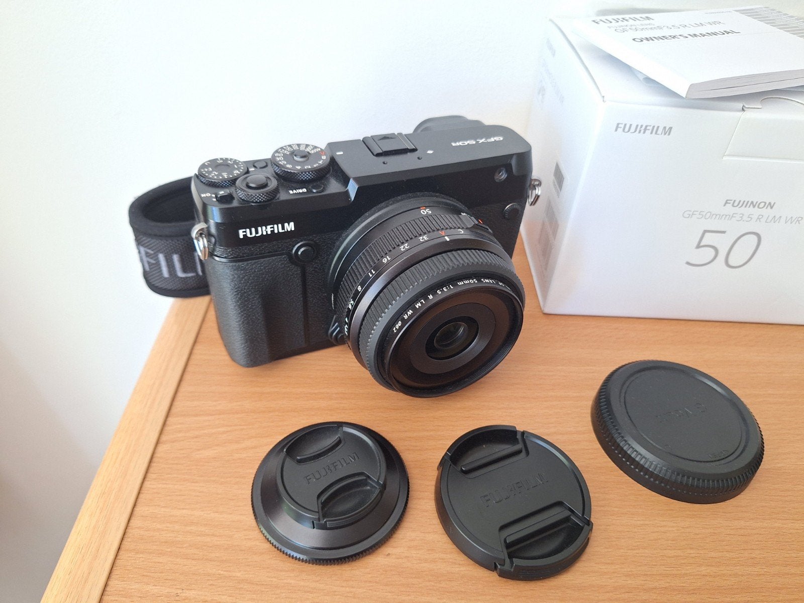 Fujifilm GFX 50R Systeemcamera met GF 50mm f/3.5 lens, Ophalen, Lensdop, 50 megapixels, Zo goed als nieuw