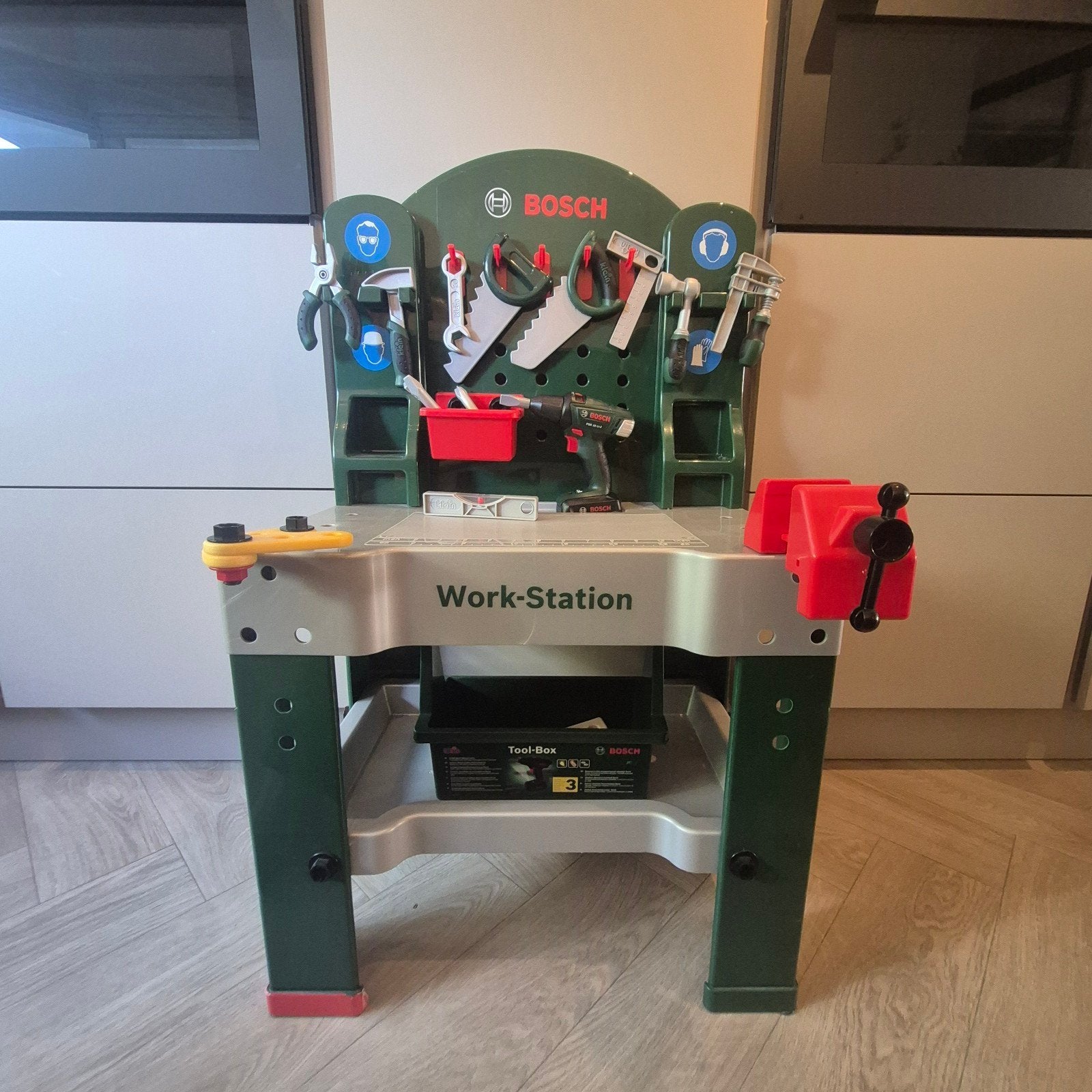 Bosch Work Station voor kinderen - Complete werkbank, Ophalen, Gebruikt, Knutselen, Met geluid