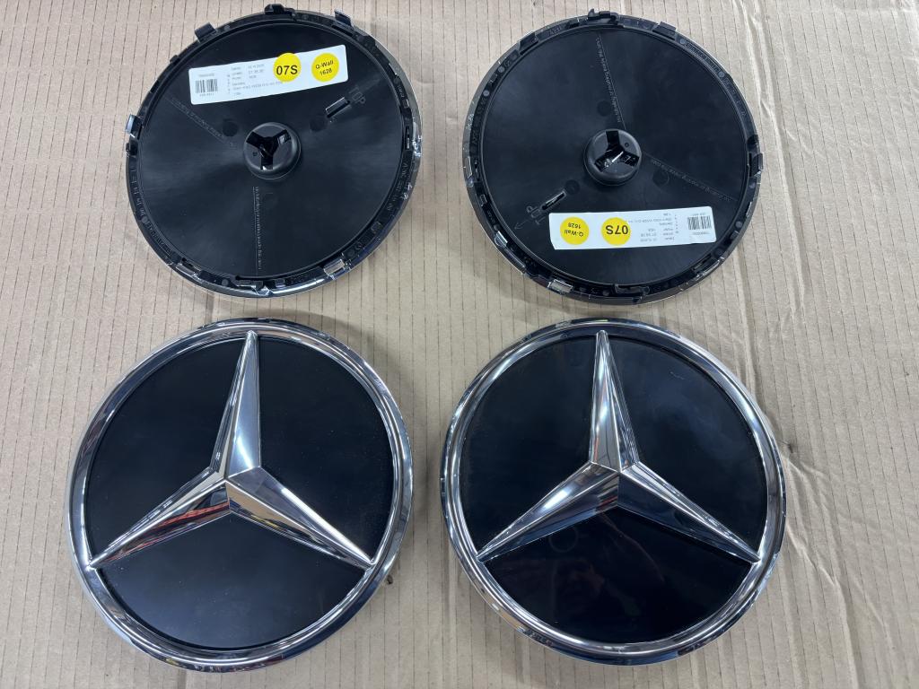 Mercedes ster logo A2068884900 nieuw, Niet ingevuld, Mercedes-Benz, Niet ingevuld, Nieuw