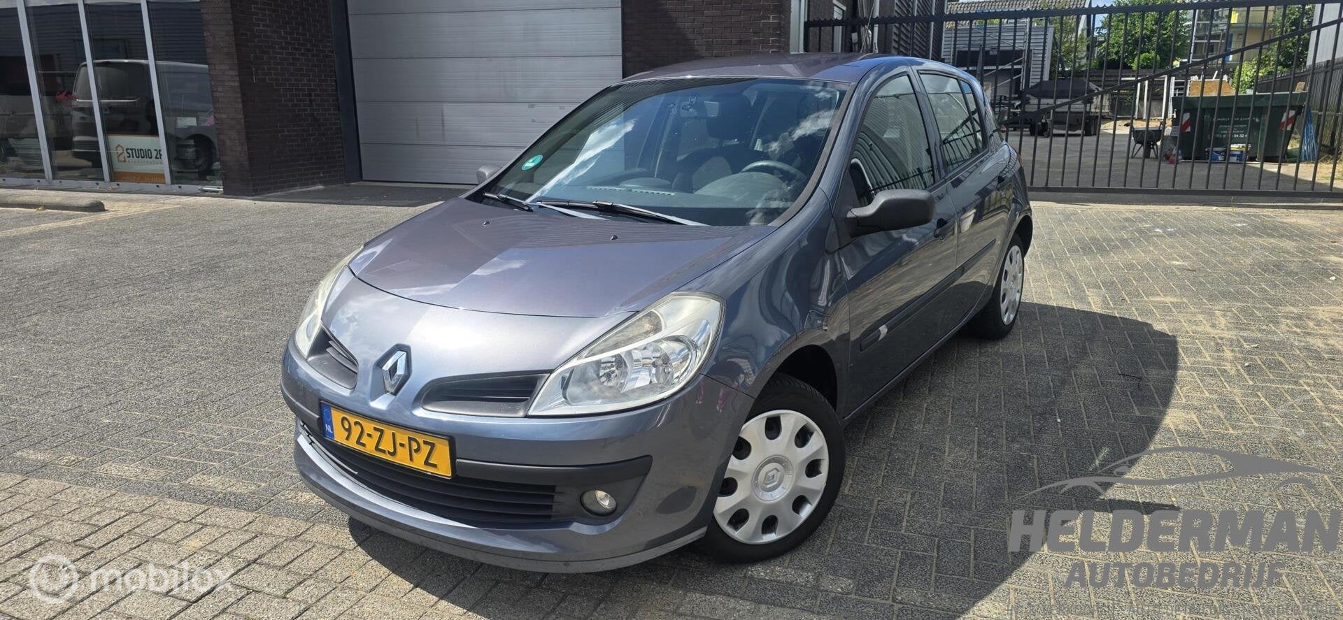 Renault Clio 1.2-16V Special Line, Auto's, Renault, Bedrijf, Te koop, Clio, ABS, Airbags, Airconditioning, Alarm, Boordcomputer