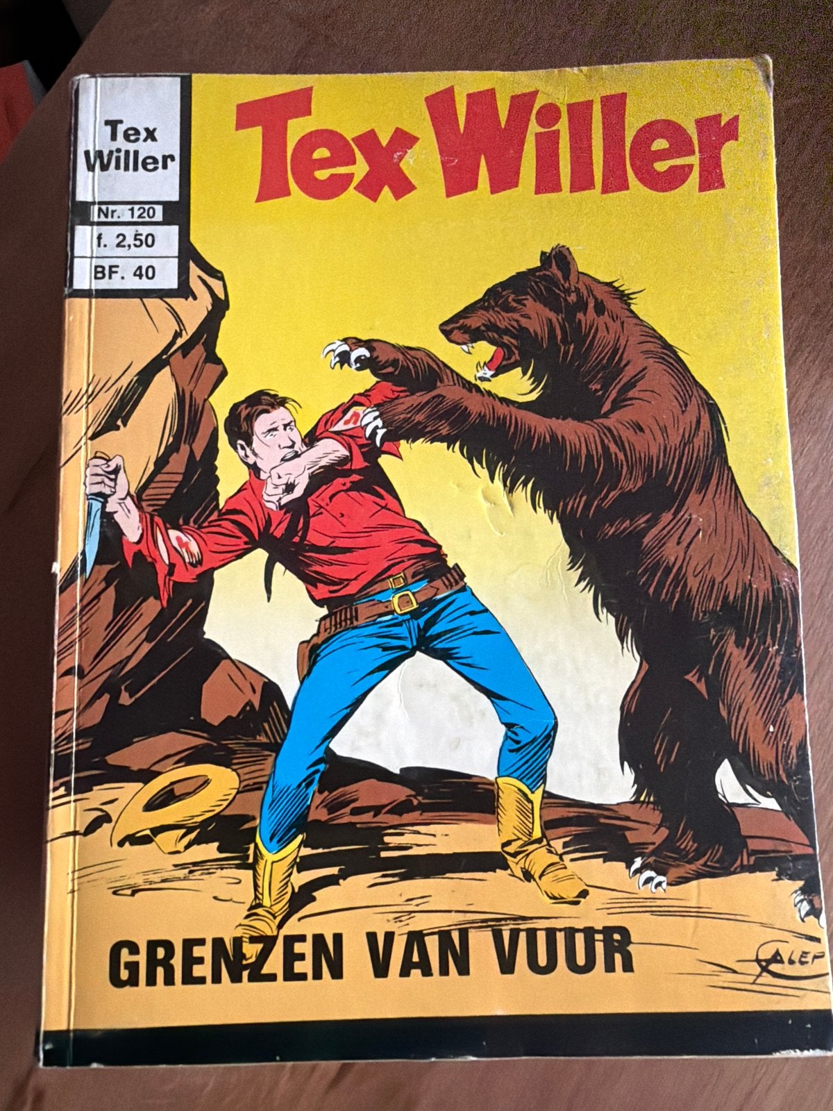 9 maal Tex Willer Classics - Grenzen van Vuur en meer, Boeken, Meerdere stripboeken, Ophalen of Verzenden, Gelezen