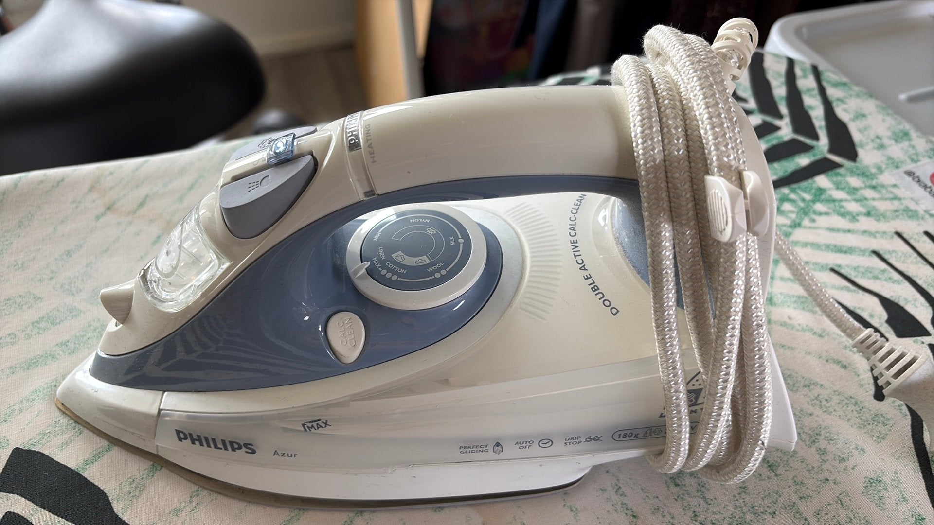 Philips Stoomstrijkijzer 2600W - Snel en Efficiënt Strijken, Ophalen of Verzenden, Gebruikt, Strijkijzer met snoer