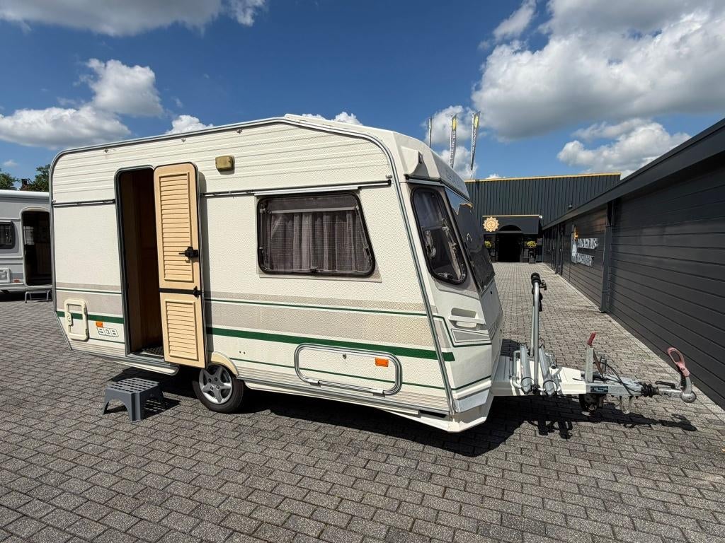 Chateau Cantara caravan, Chateau, Rondzit, Schokbreker, 750 - 1000 kg